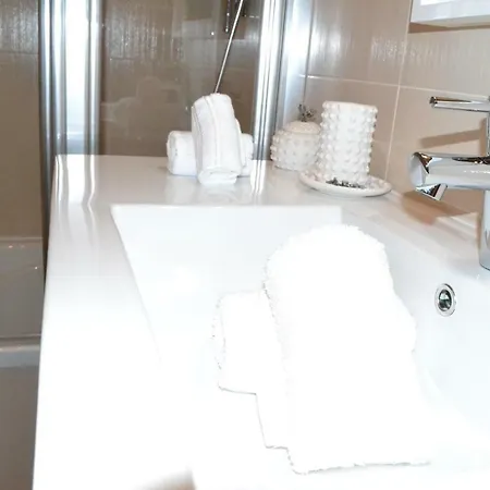 Marina Apartment *